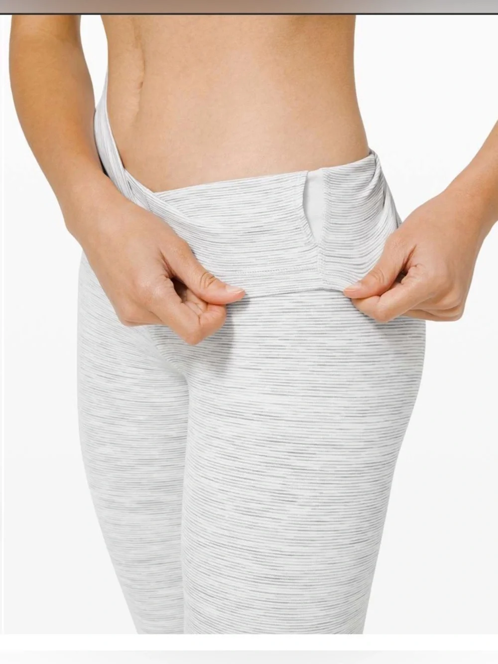 LULULEMON ATHLETICA ALIGN CROP!